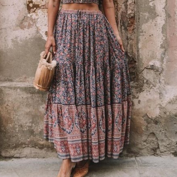 ISO navy jasmine skirt / UFT Freda Boho Midi. Medium - Picture 1 of 6